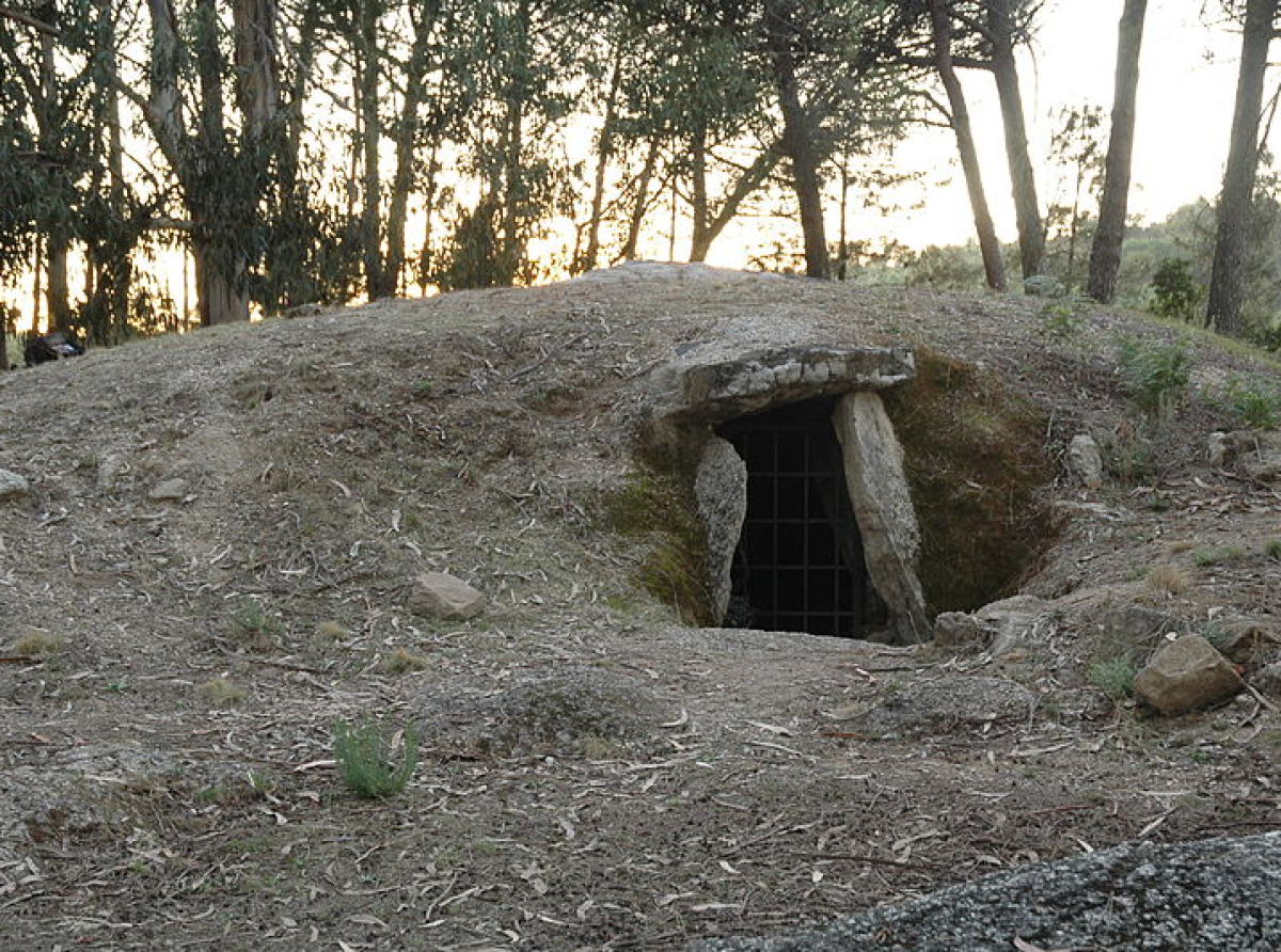 Anta da Arquinha da Moura